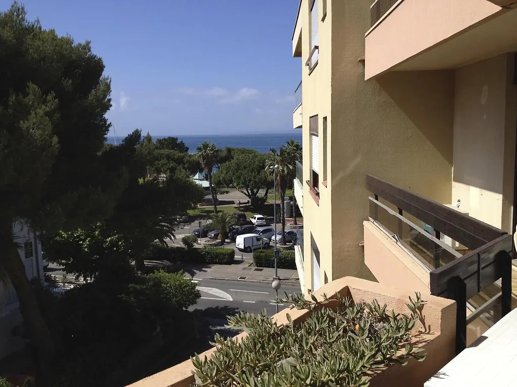 Апартаменты Appartement St Raphael Сен-Рафаэль