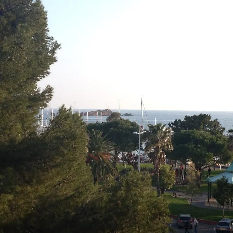 Appartement St Raphael Saint-Raphael  Apartment Saint-Raphael (Var)
